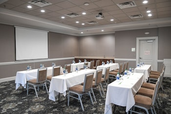 holiday inn conference center valdosta by ihg