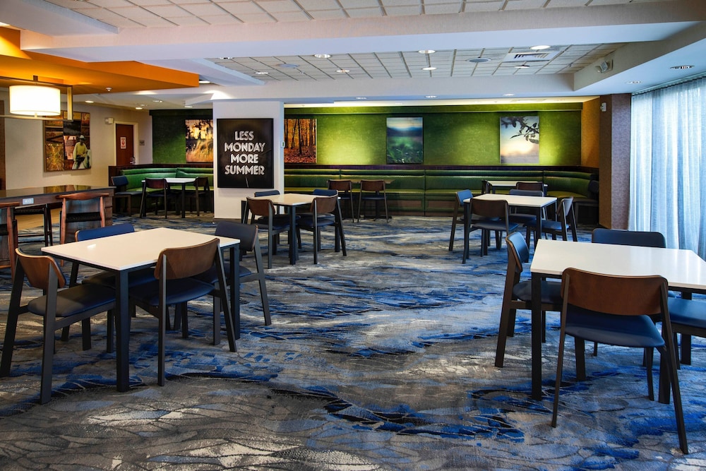 fairfield inn and suites valdosta