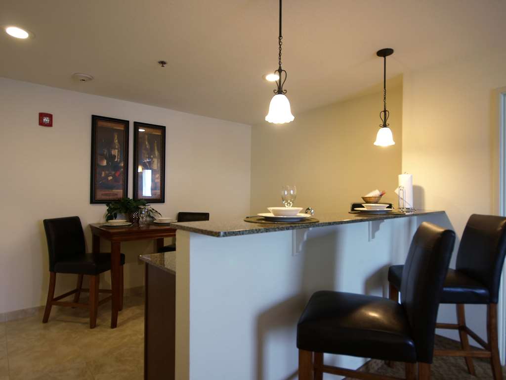 best western plus valdosta hotel and suites