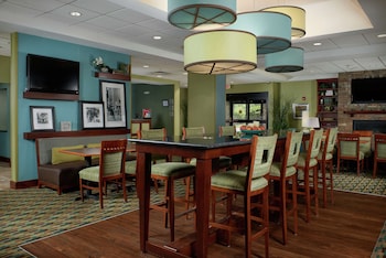 Hampton Inn Bermuda Run,Bermuda Run>>Advance,3 star