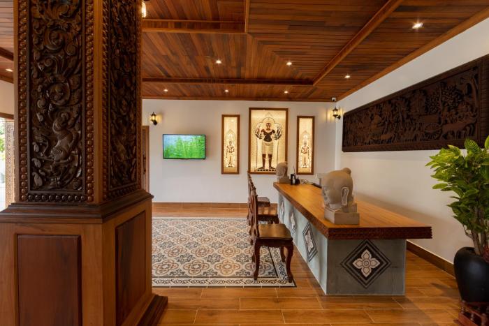 two seasons siem reap hotel