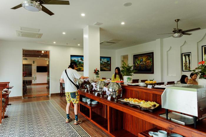 two seasons siem reap hotel