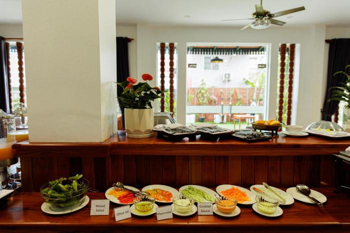 two seasons siem reap hotel