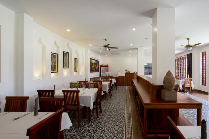 two seasons siem reap hotel