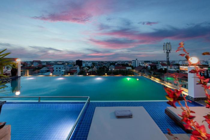 two seasons siem reap hotel