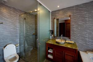 two seasons siem reap hotel