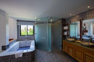 two seasons siem reap hotel