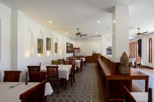 two seasons siem reap hotel