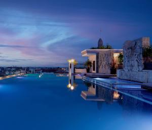 two seasons siem reap hotel