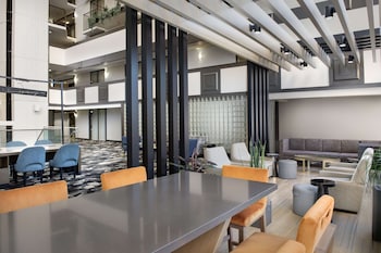 embassy suites hotel winston salem