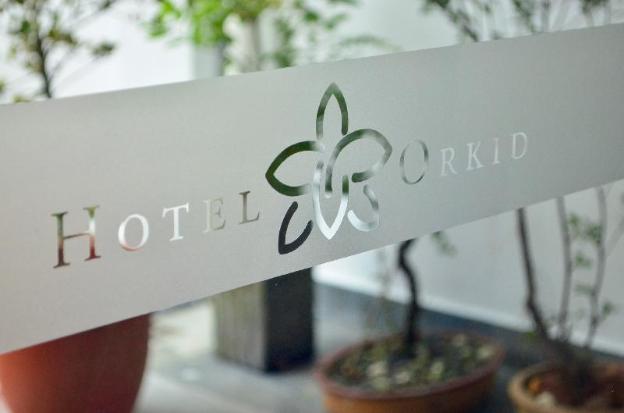 hotel orkid port klang