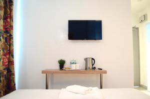 hotel orkid port klang