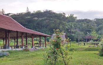 camping ground banjaran village