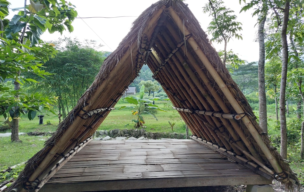 camping ground banjaran village