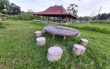 camping ground banjaran village