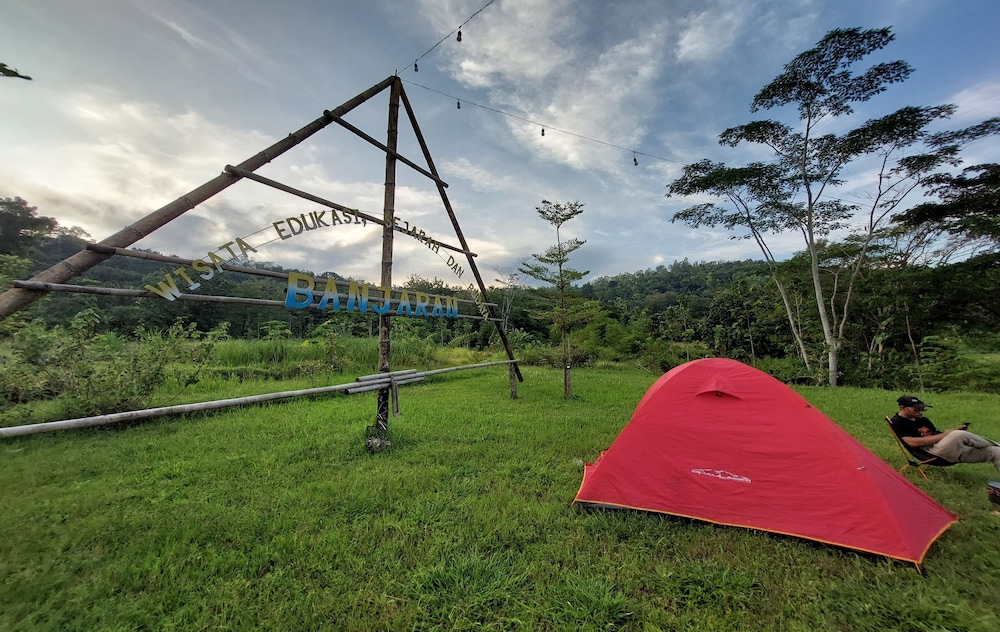 camping ground banjaran village