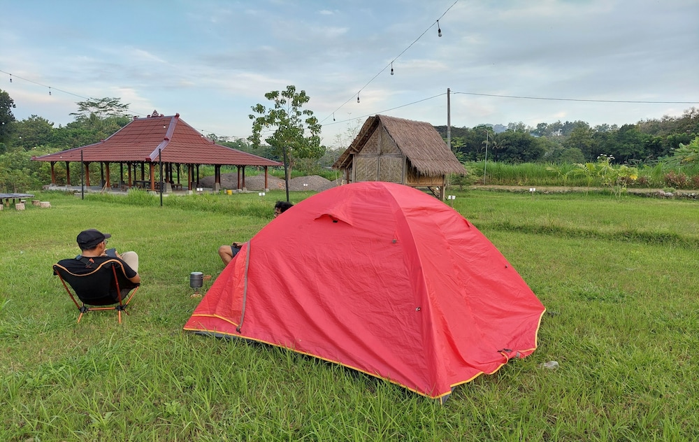 camping ground banjaran village