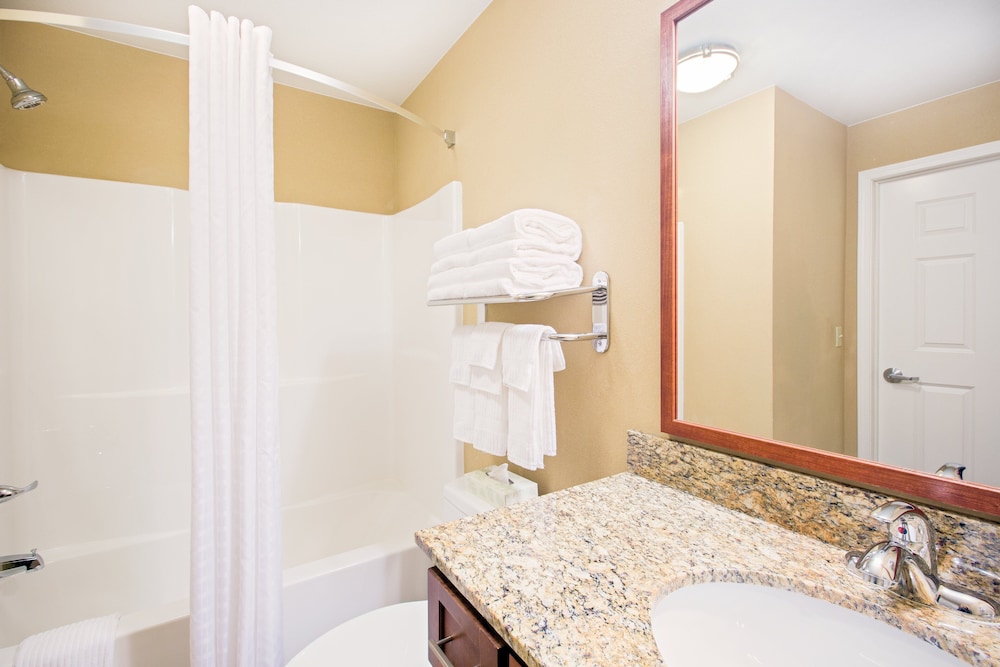 candlewood suites pittsburgh cranberry by ihg