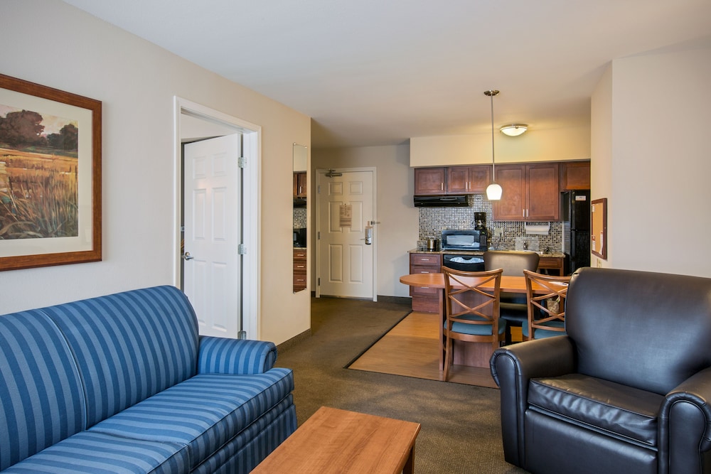 candlewood suites pittsburgh cranberry by ihg