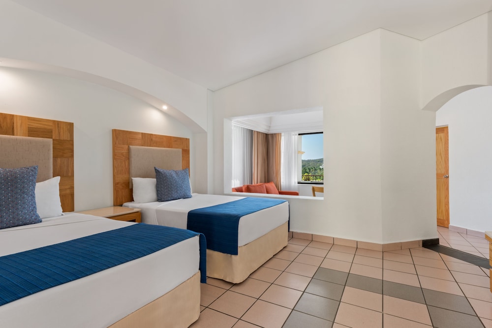 santa maria huatulco