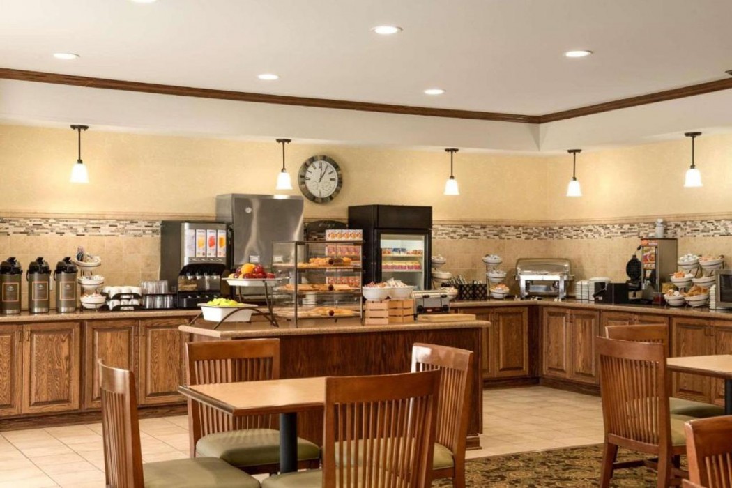 country inn and suites by radisson minot nd