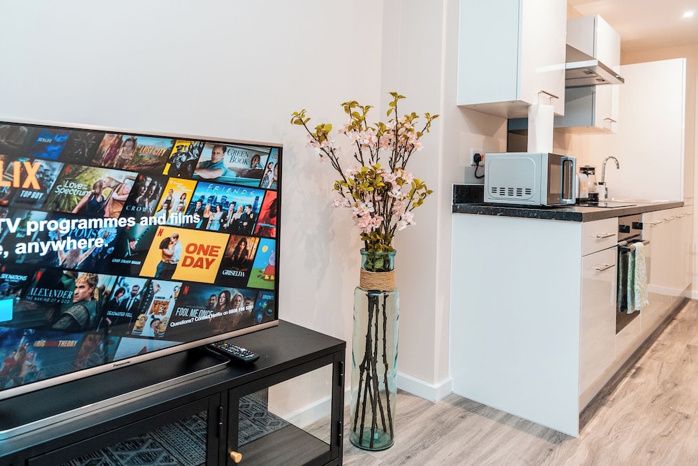 captivating 2 bed apartment in manchester