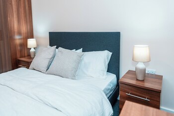 captivating 2 bed apartment in manchester