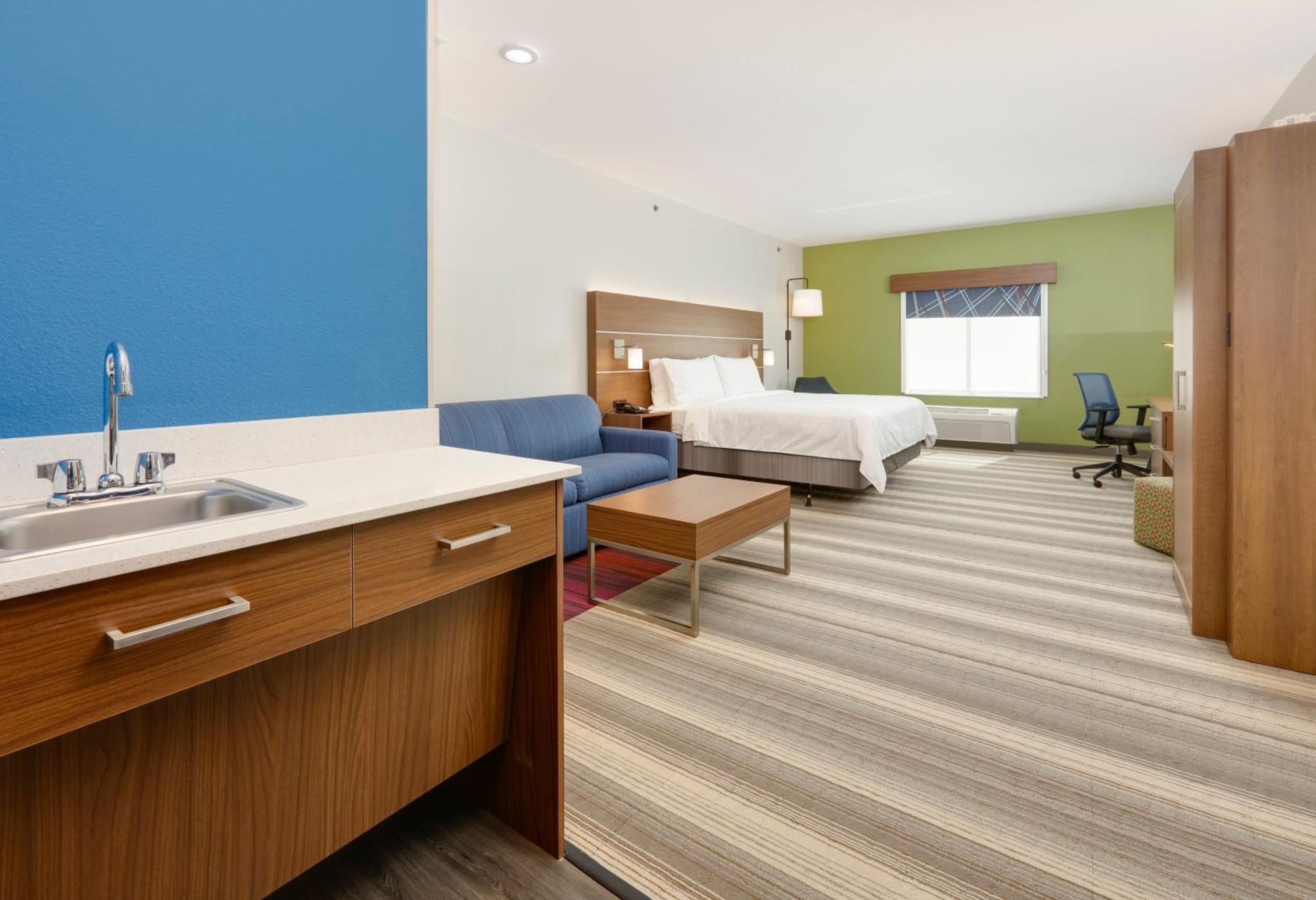 holiday inn express and suites denton north by ihg