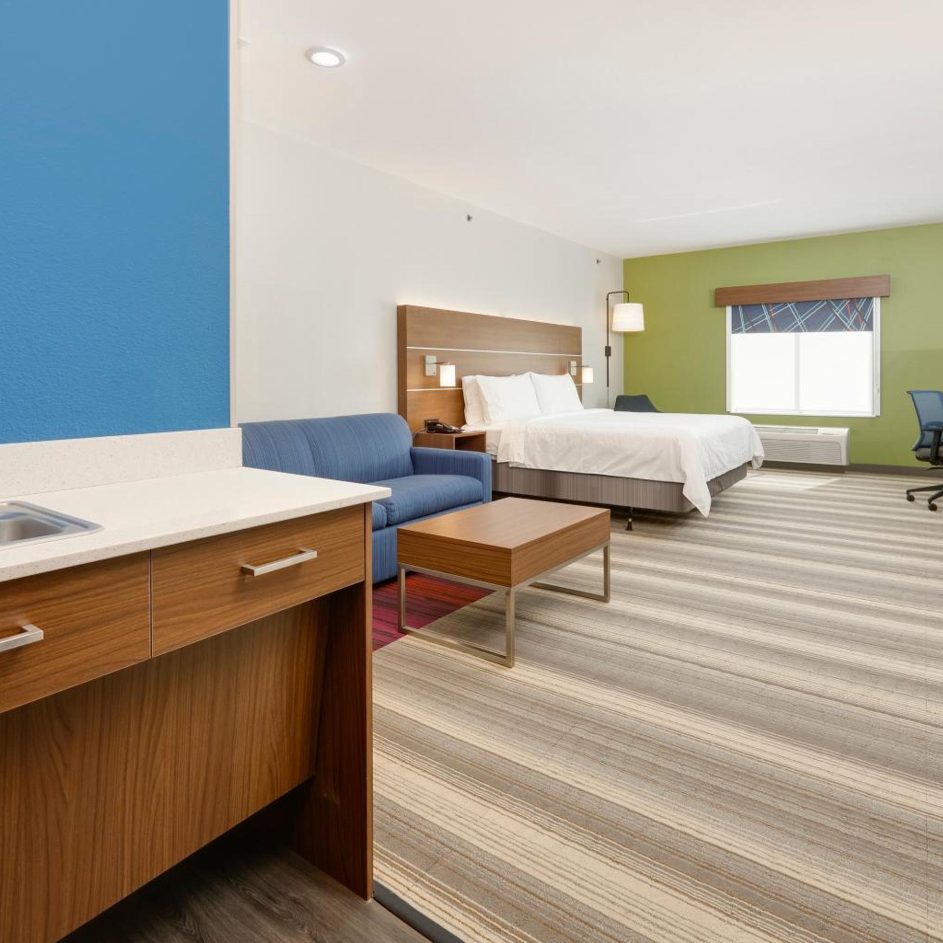 holiday inn express and suites denton north by ihg
