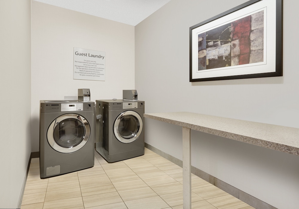 holiday inn express and suites denton north by ihg