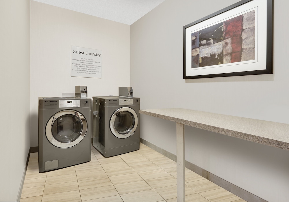 holiday inn express and suites denton north by ihg