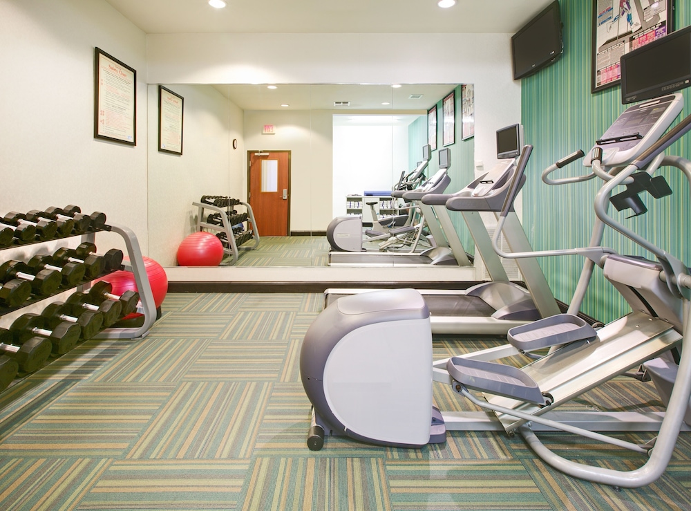 holiday inn express and suites denton north by ihg