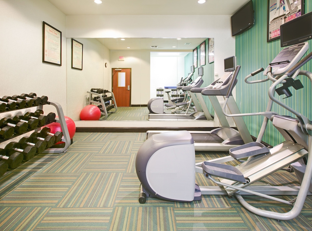holiday inn express and suites denton north by ihg