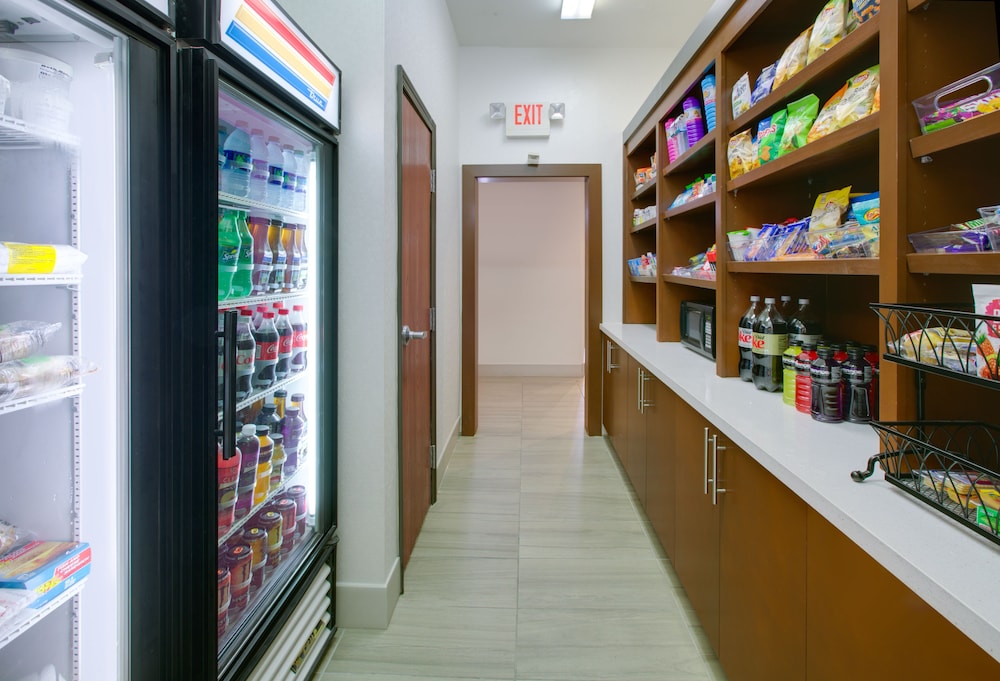 holiday inn express and suites denton north by ihg