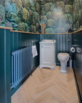 dream stays bath barton house