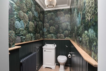 dream stays bath barton house