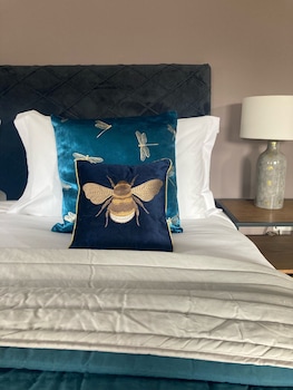 dream stays bath barton house