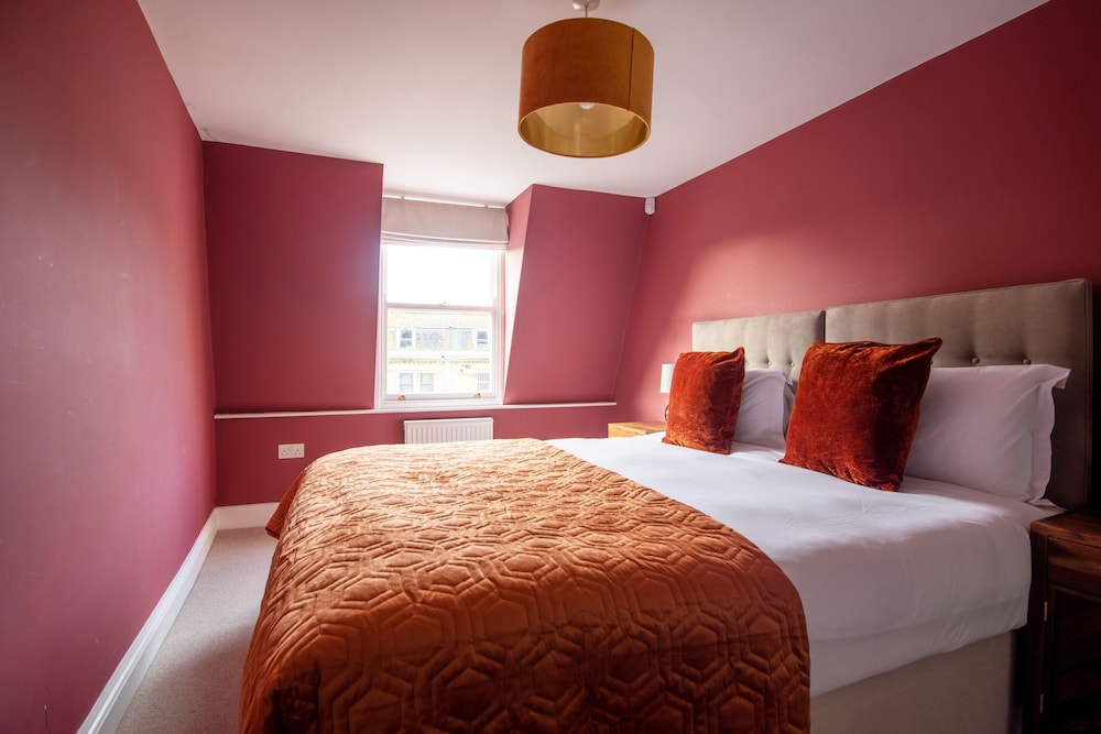 dream stays bath barton house