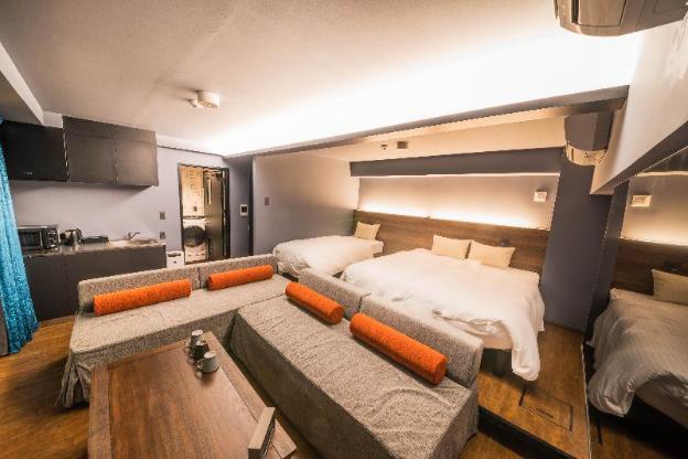 hotel brick