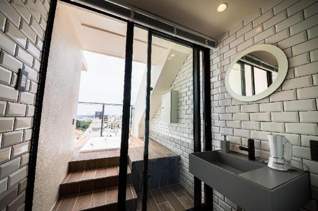 hotel brick