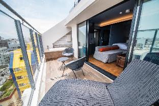 hotel brick