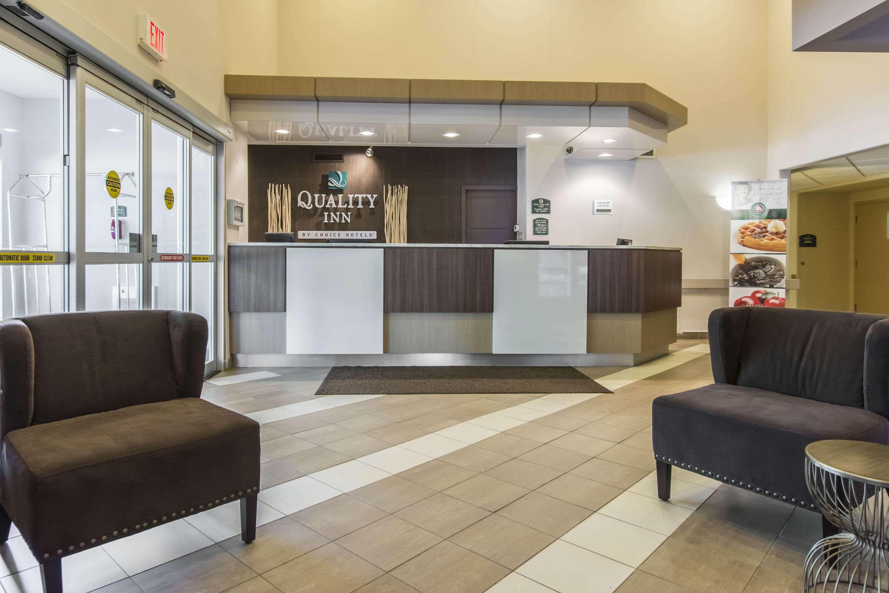 quality inn airport