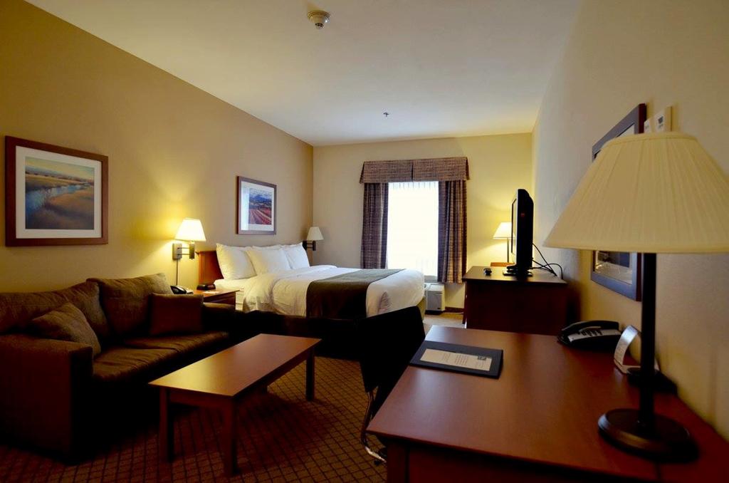 quality inn airport
