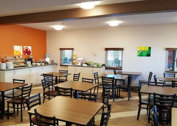 quality inn airport