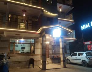 him taj by stayapart