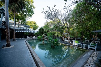 Zantiis Ndol Villas,Khao Yai National Park>>Ban Muak Lek Nai,4 star
