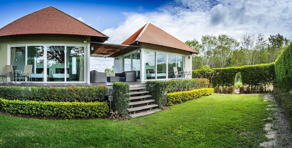 lucerne resort khao yai