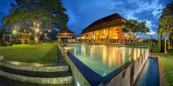 lucerne resort khao yai
