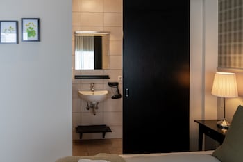 hotel snaefellsnes formally hotel rjukandi