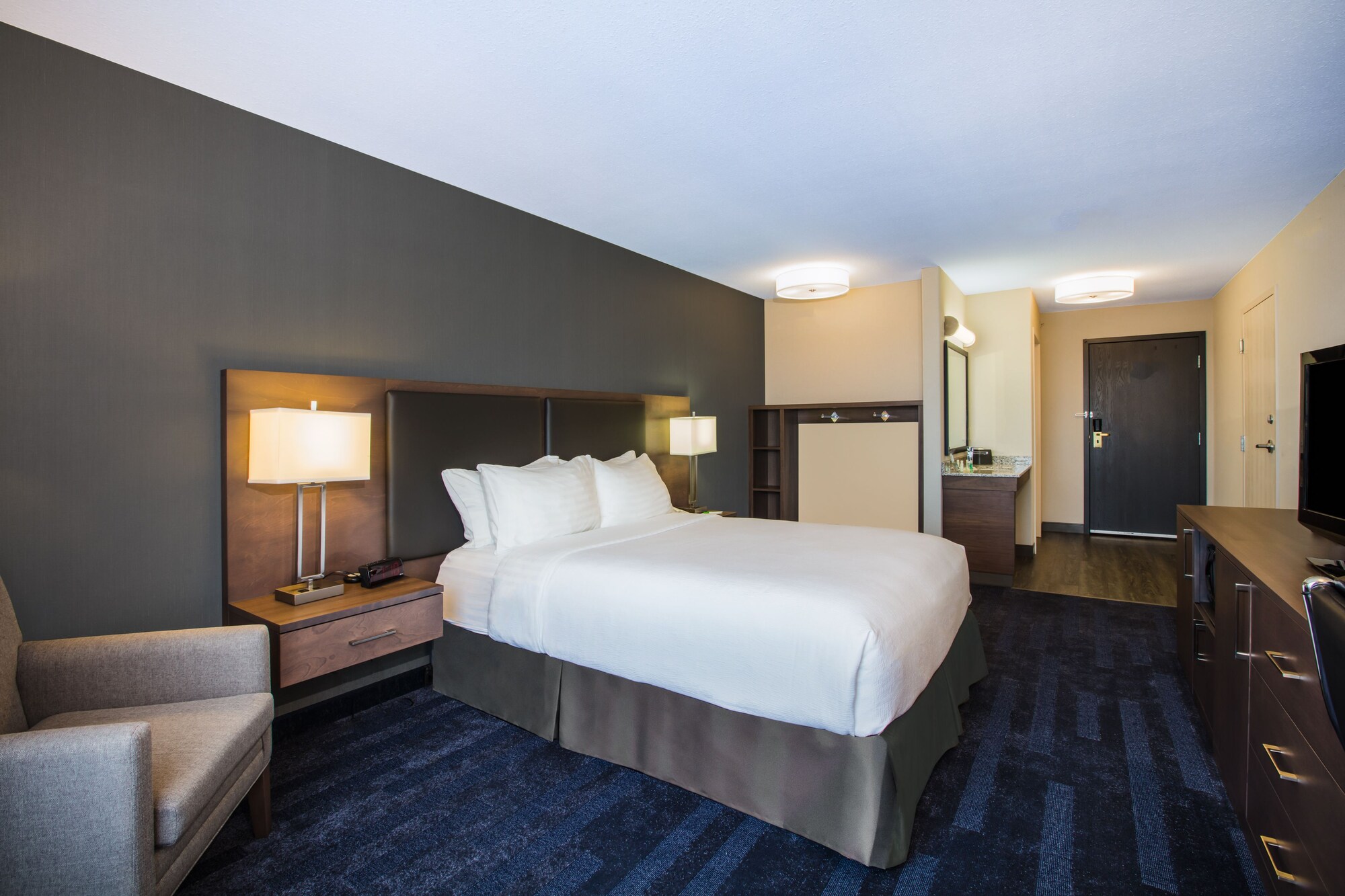 holiday inn and suites grande prairie conference center by ihg